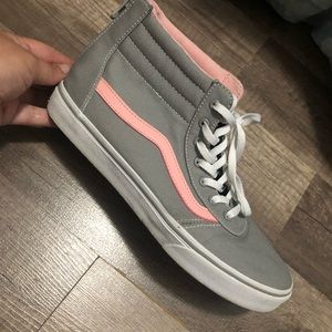 Size 6 woman’s or 4 Kids Vans